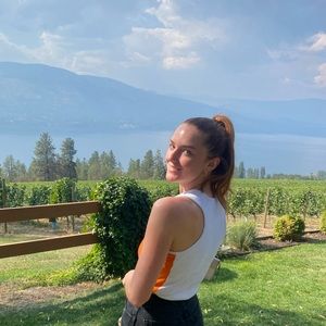 Meet your Posher, Stephanie